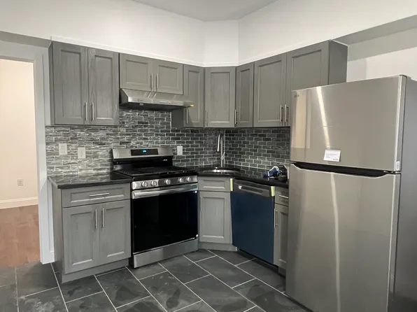 1508 Brown St #1F, Philadelphia, PA 19130