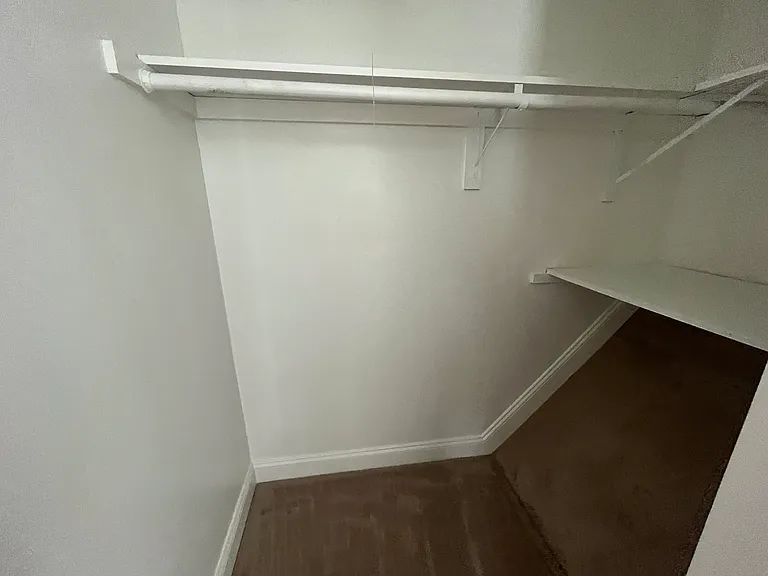 75 Parsons St #V — Photo 9