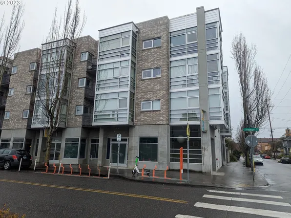 910 SE 42nd Ave Suite 240, Portland, OR 97215