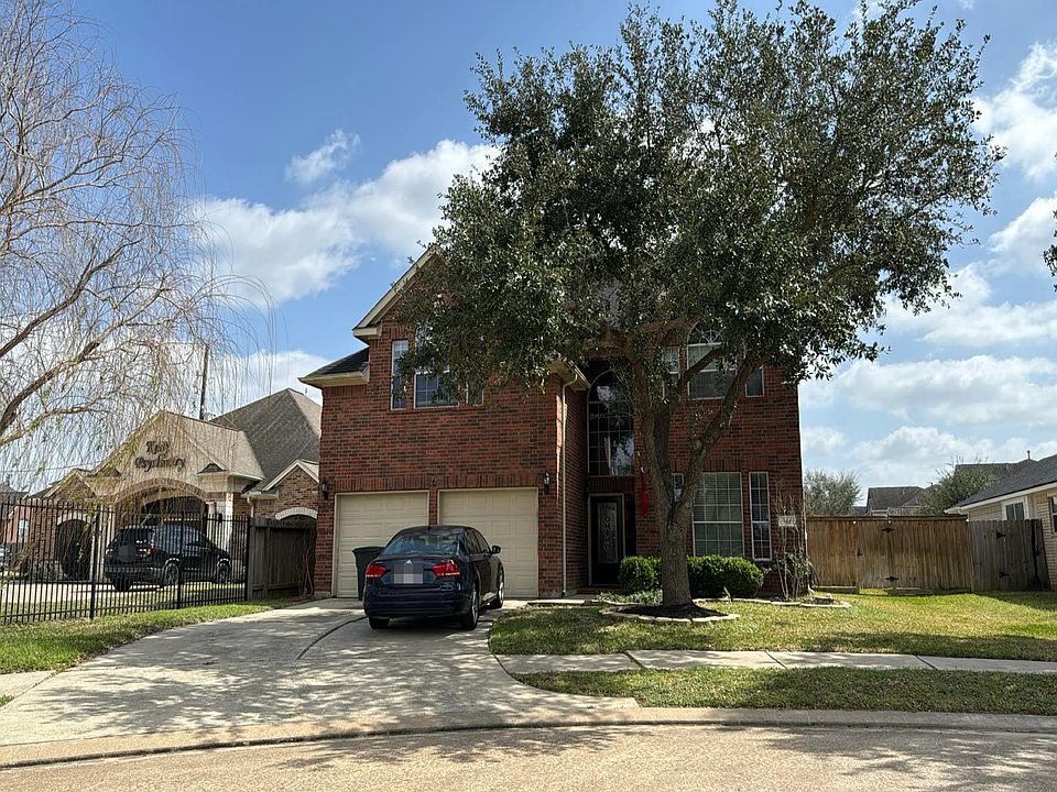 1st image of 903 Owl Landing Dr