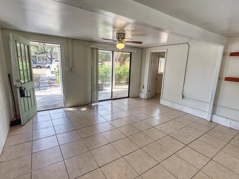 3035 Melton St N #1/2 — Photo 13