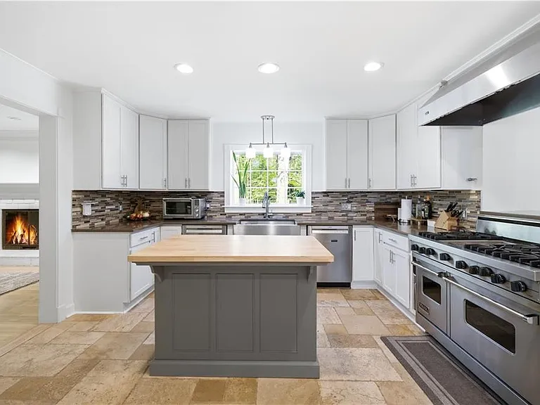 4115 Glen Devon Dr NW — Photo 12