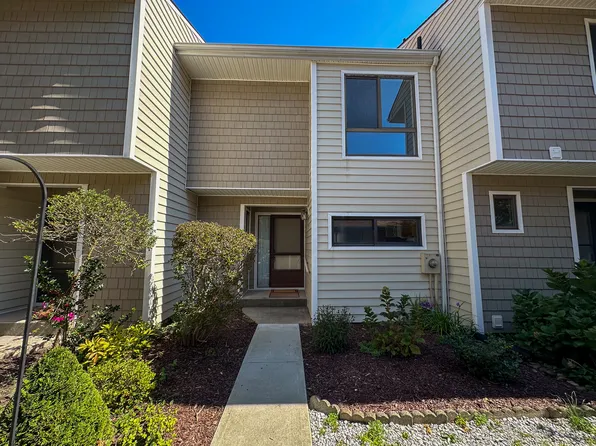 52 Currier Way, Cheshire, CT 06410