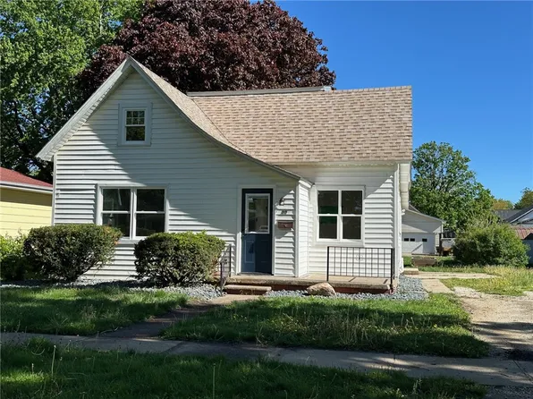 305 NE Hayes St, Greenfield, IA 50849