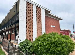 5225 Southwest Ave APT 206, Saint Louis, MO 63139