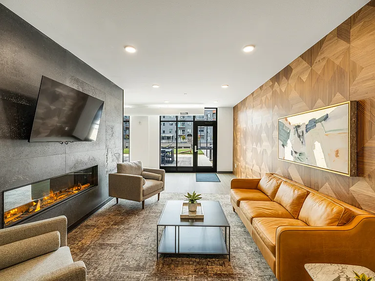 EagleRidge Plaza Residences — Photo 8