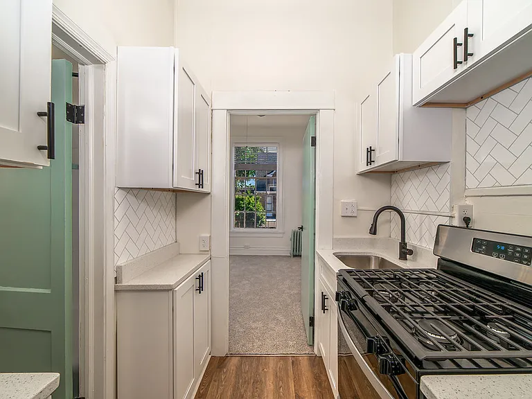 412 North St — Photo 44
