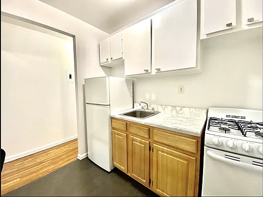 Rented by Best Apartments North Inc | media 21