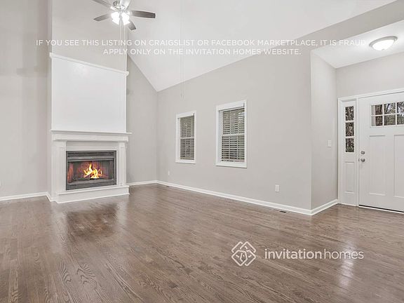3rd image of 325 Township Dr