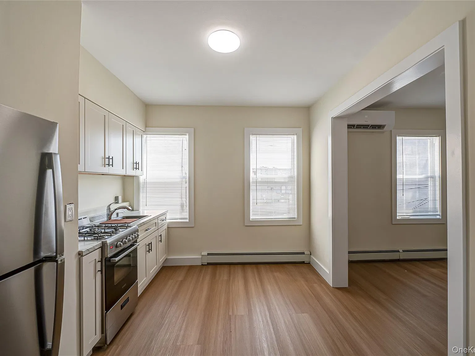 1 bed, 1.0 bath, 600 sqft, $2,500 — Photo 3