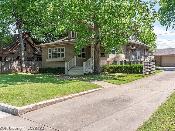 5th image of 807 S 26th St