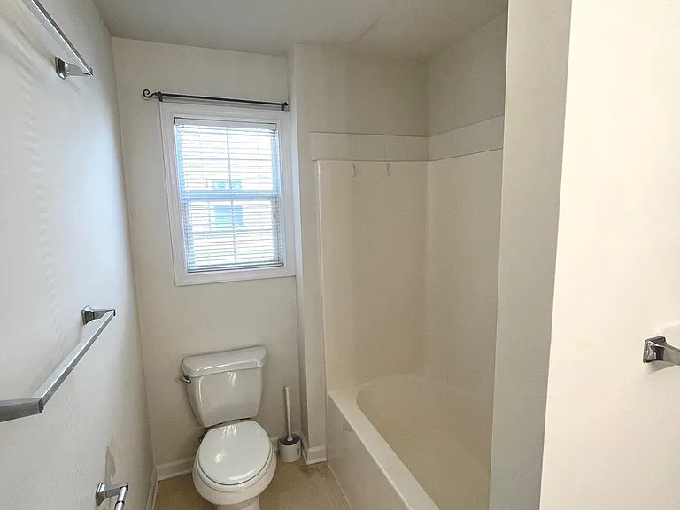 921 S Talbot St #C — Photo 13