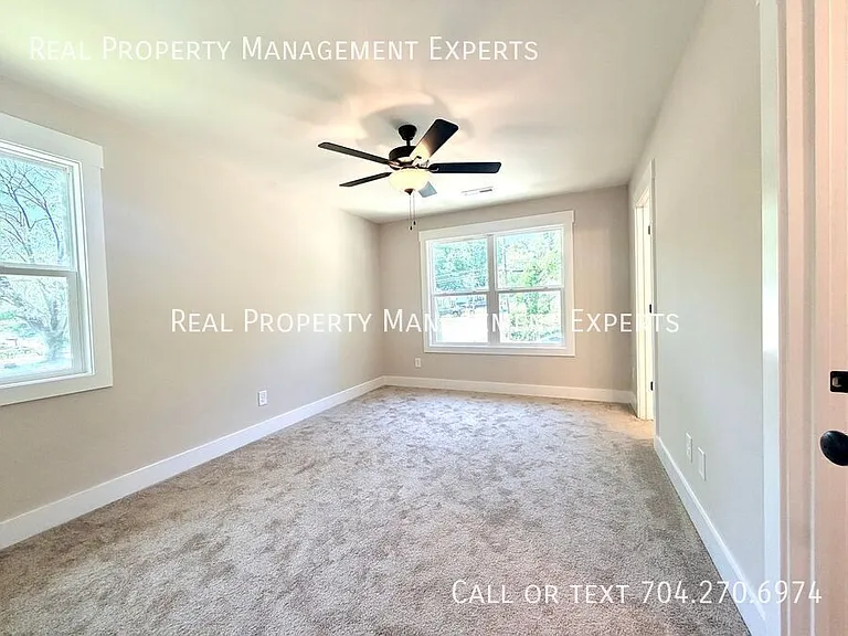412 N Scruggs St — Photo 11