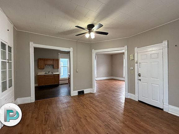 4th image of 428 1st St NE #428