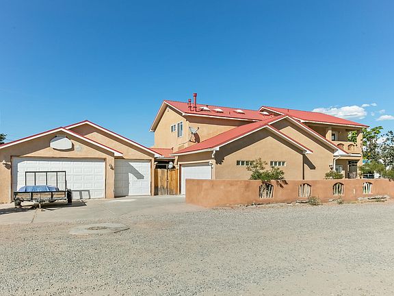 3rd image of 2305 Don Onofre Trl NW