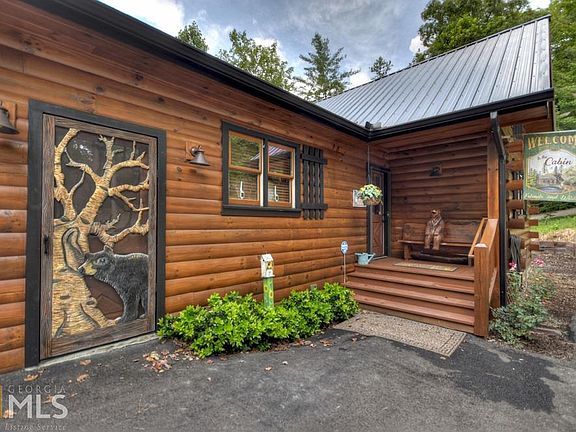 2nd image of 137 Lillie Dr #50
