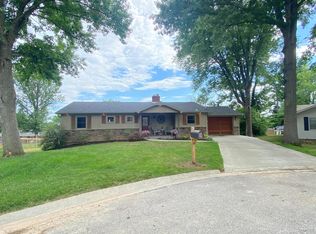 9 Crestview Dr, Boonville, MO 65233