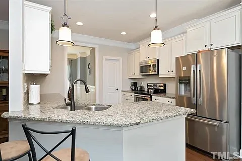 2950 Candlehurst Ln — Photo 8