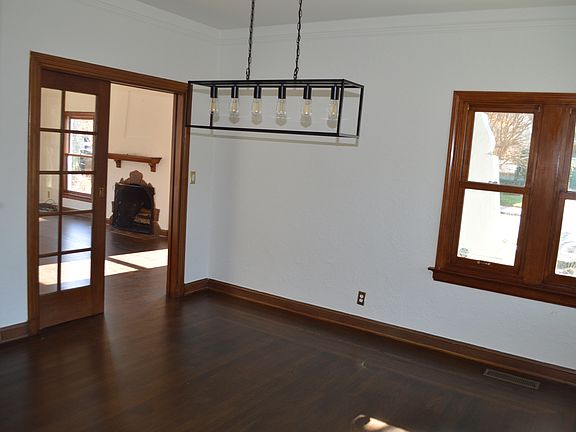 5th image of 555 Hull Ave