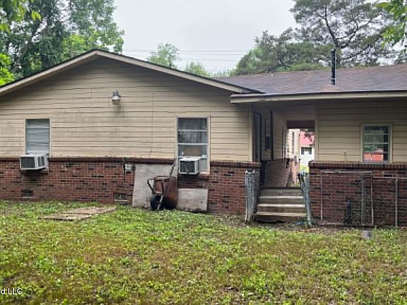 4th image of 230 S Colorado St