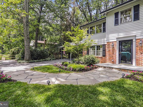 2nd image of 7613 Dew Wood Dr