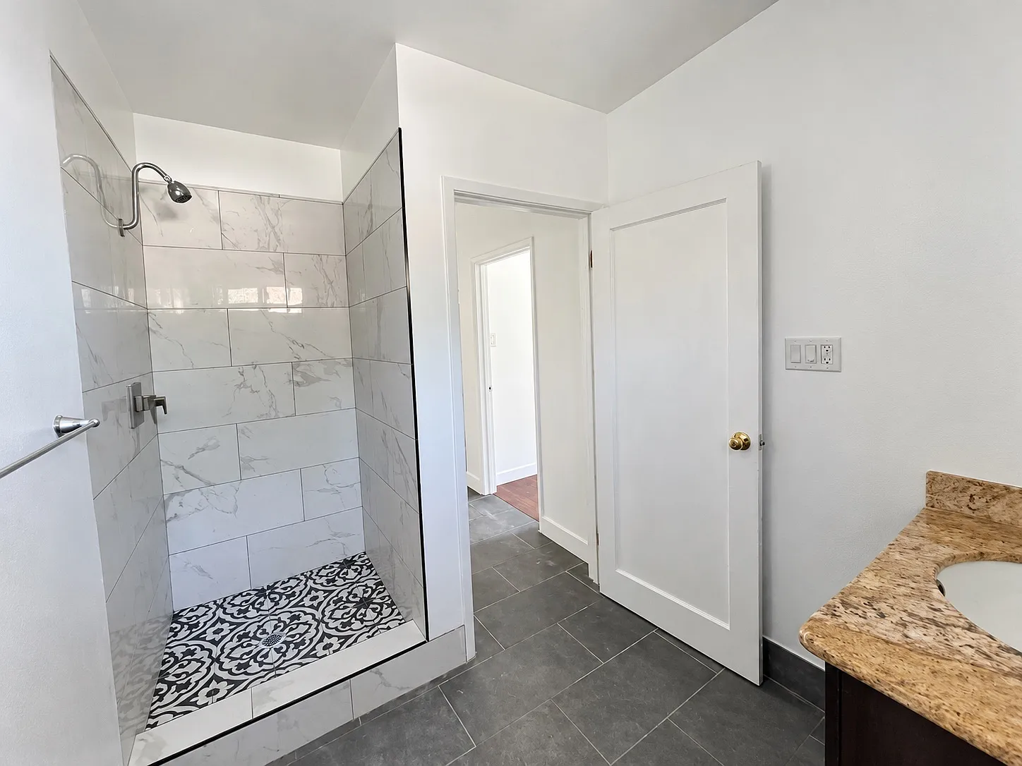 3960 Gernert Ave — Photo 4