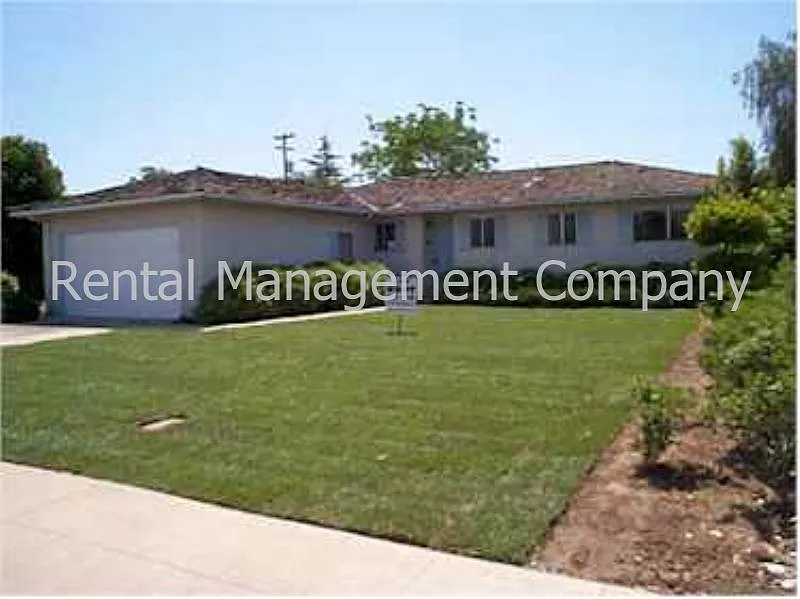 206 Keats Ave photo 1