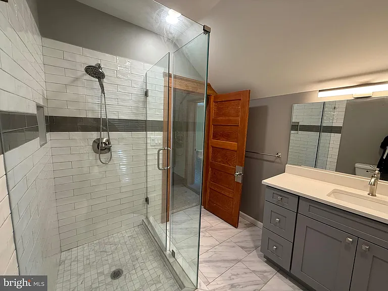 4007 Bateman Ave — Photo 14