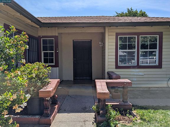 2nd image of 2113 Abbott Ave