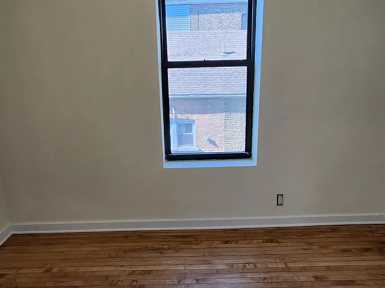 2142 S Albany Ave #3F — Photo 14