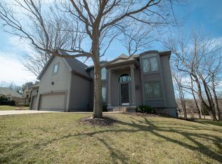 13212 Granada Rd, Leawood, KS 66209