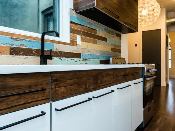 1869 Madison Street image 3 of 15