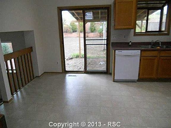5th image of 1526 Sausalito Dr