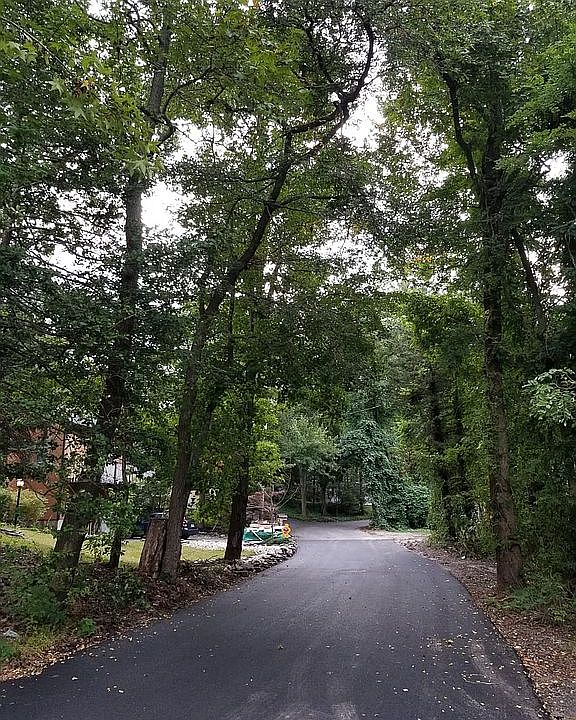 2nd image of 3 Hillside Rd