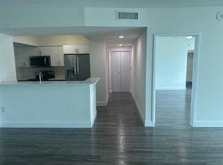 110 SW 13th St #802, Miami, FL 33130