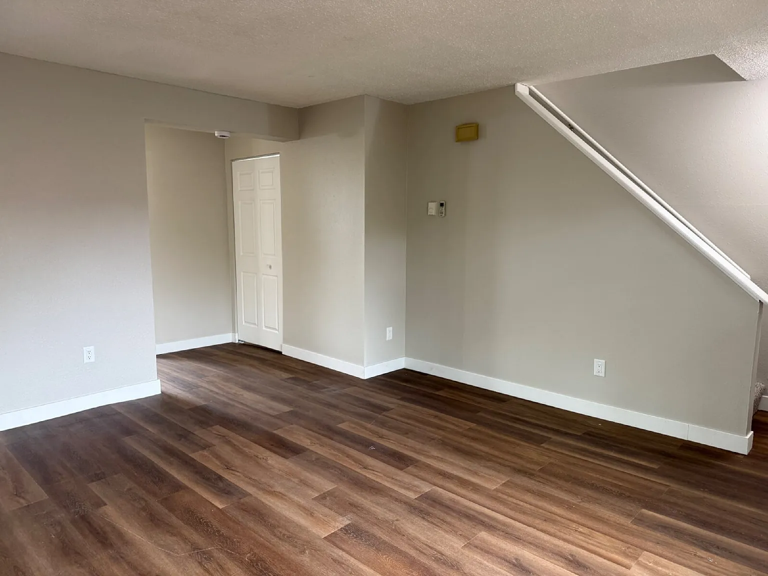 3 bed, 1.0 bath, 1088 sqft, $1,595 — Photo 4