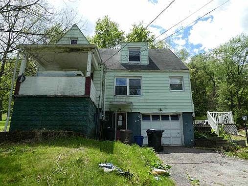 1st image of 252 Spring Valley Rd
