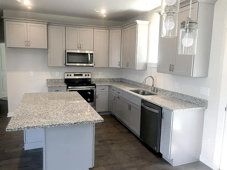 3714 Montgomery Way — Photo 5