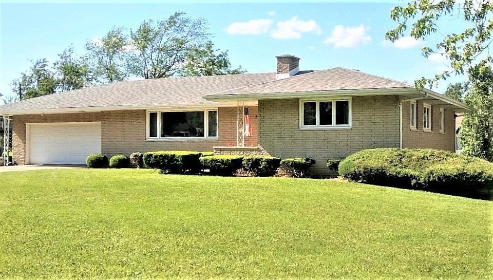 1st image of 760 W 78th Ave