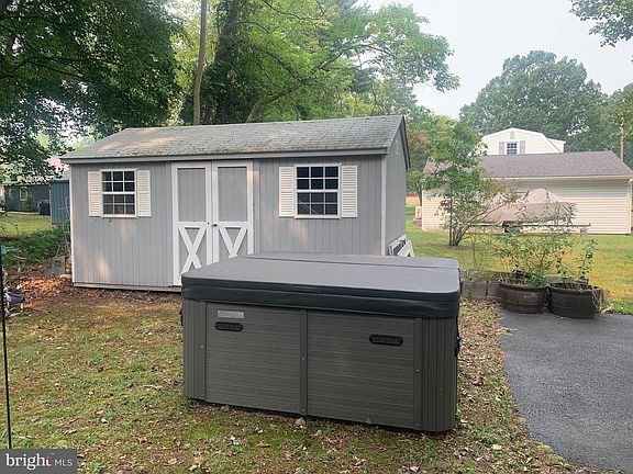 2nd image of 20725 Wilkins Ave