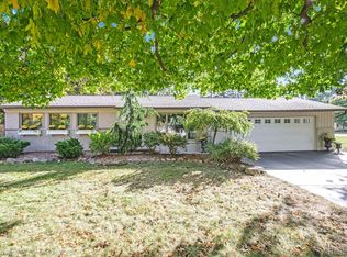 6512 Wealthy St, Clarkston, MI 48346