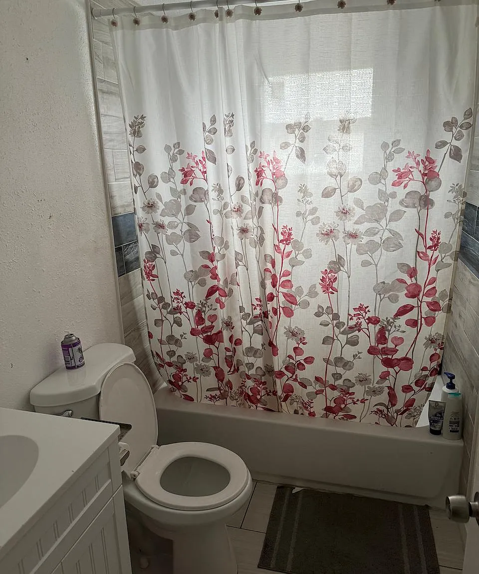 4 bed, 2.0 bath, 1020 sqft, $910 — Photo 3