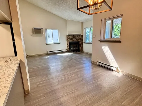 210 S Ingalls St APT 9, Lakewood, CO 80226