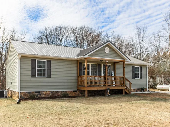 898 Spruce Dr, Pamplin, VA 23958