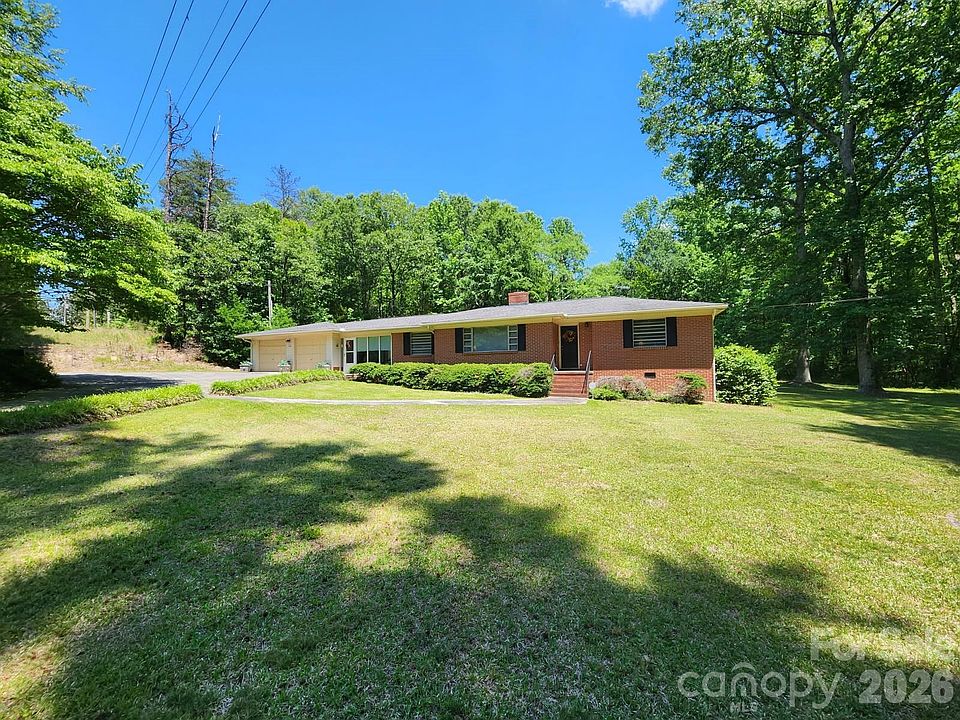 1st image of 2333 Lynwood Dr