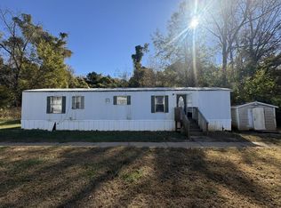112 Oakwood Dr, Gaffney, SC 29341