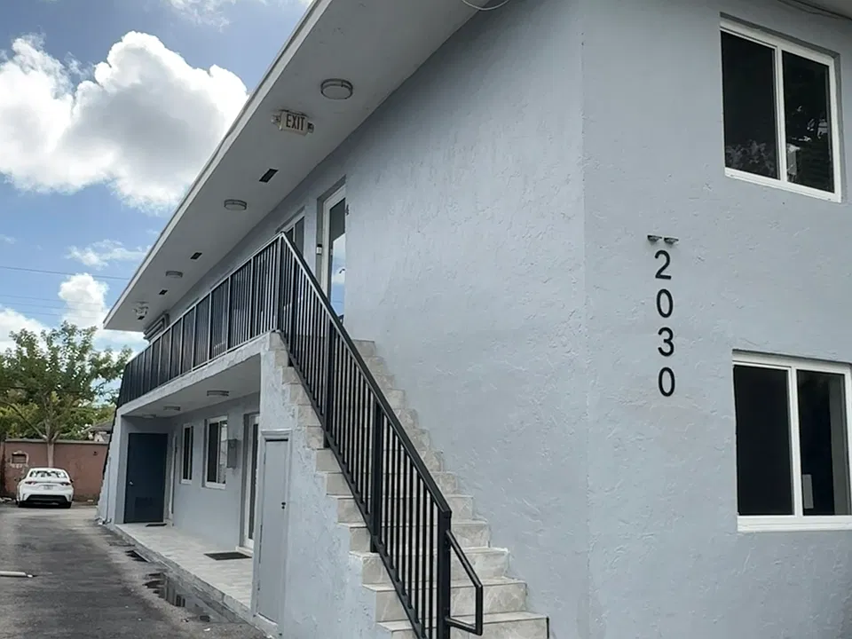 2030 SW 4th St #5