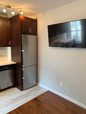 Rented by Heritage Realty LLC | media 11