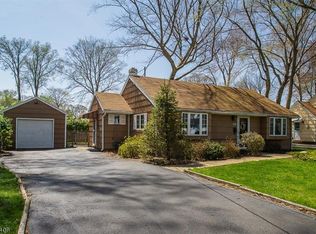 103 Colona St, Wyckoff, NJ 07481