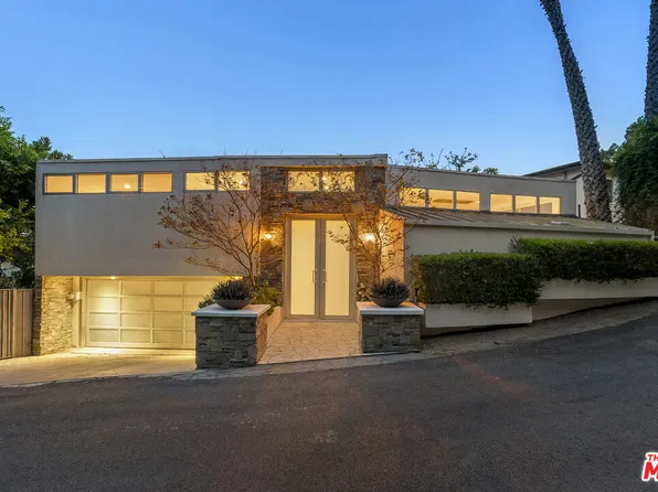 9222 Kinglet Dr, Los Angeles, CA 90069